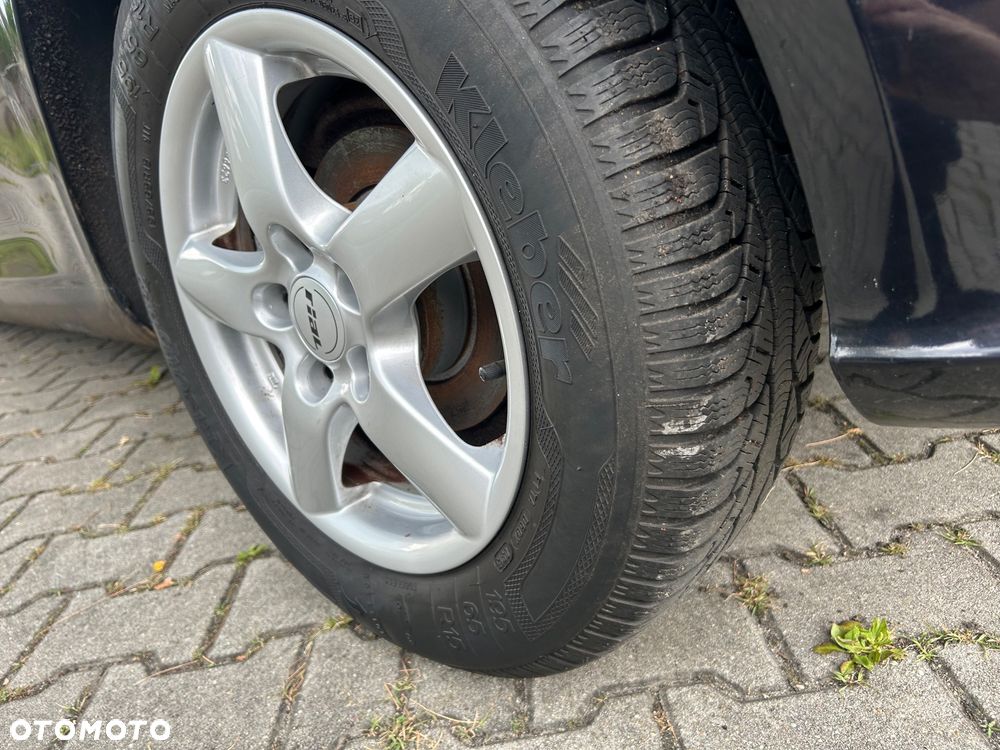 Volkswagen Golf 1.9 TDI Comfortline - 25