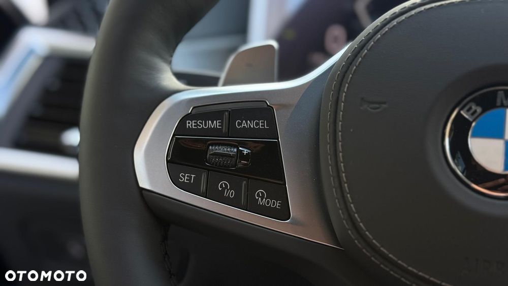 BMW X5 xDrive40d mHEV - 17