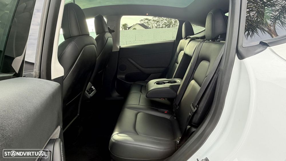 Tesla Model Y Long Range Tração Integral - 23