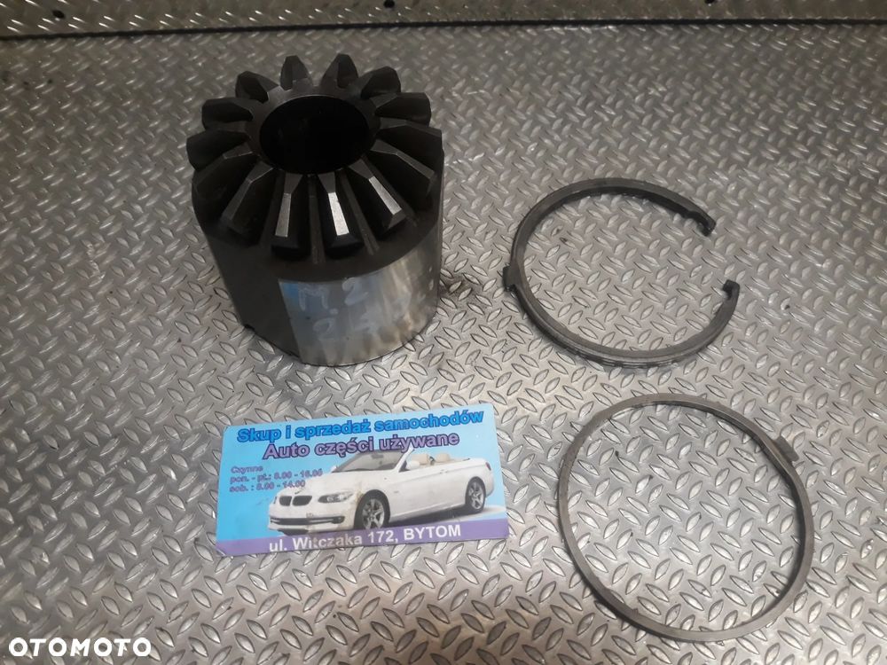 KIELICH PRZEGUBU WEWNĘTRZNEGO SKRZYNI BIEGÓW RENAULT MASTER II 2,5 DCI - 2
