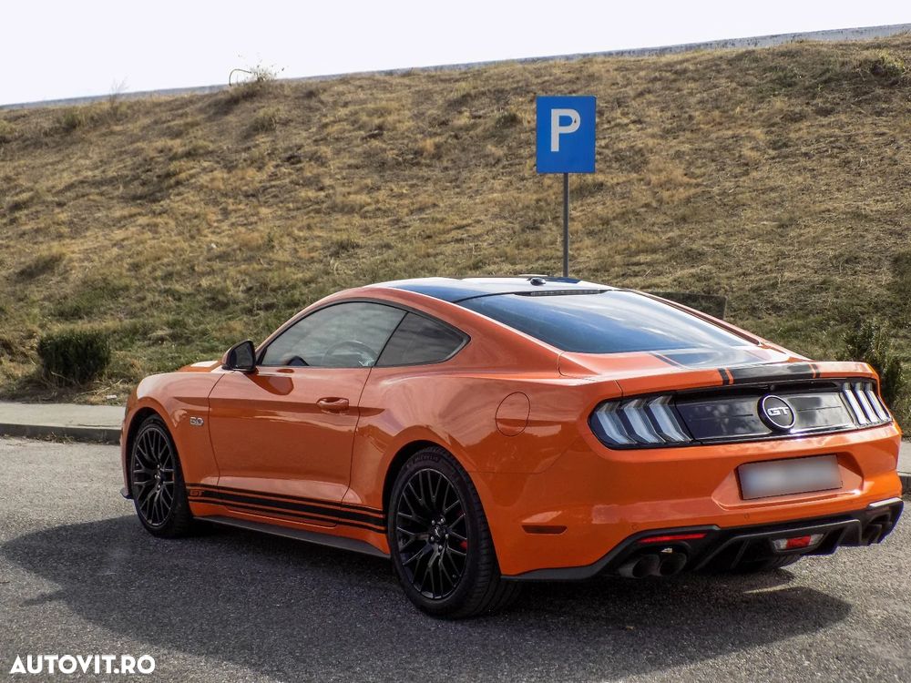 Ford Mustang - 10