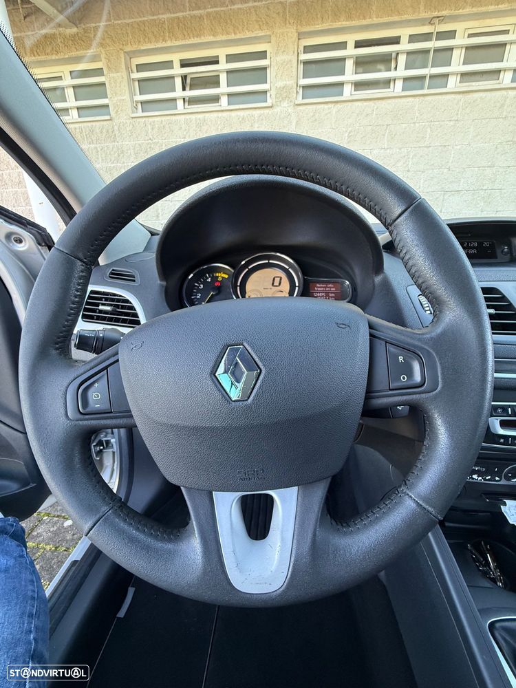 Renault Mégane 1.5 dCi Dynamique Luxe - 13