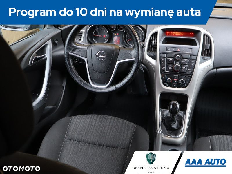 Opel Astra - 8