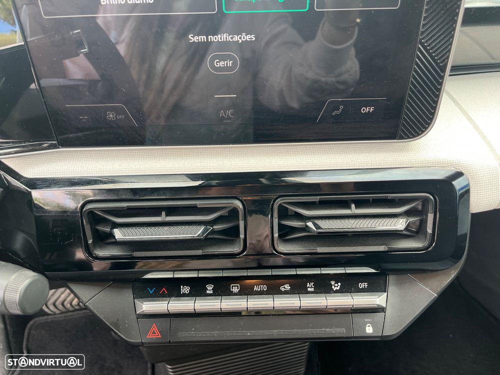 Renault 5 E-Tech 40 kWh Evolution Autonomia Urbana - 36