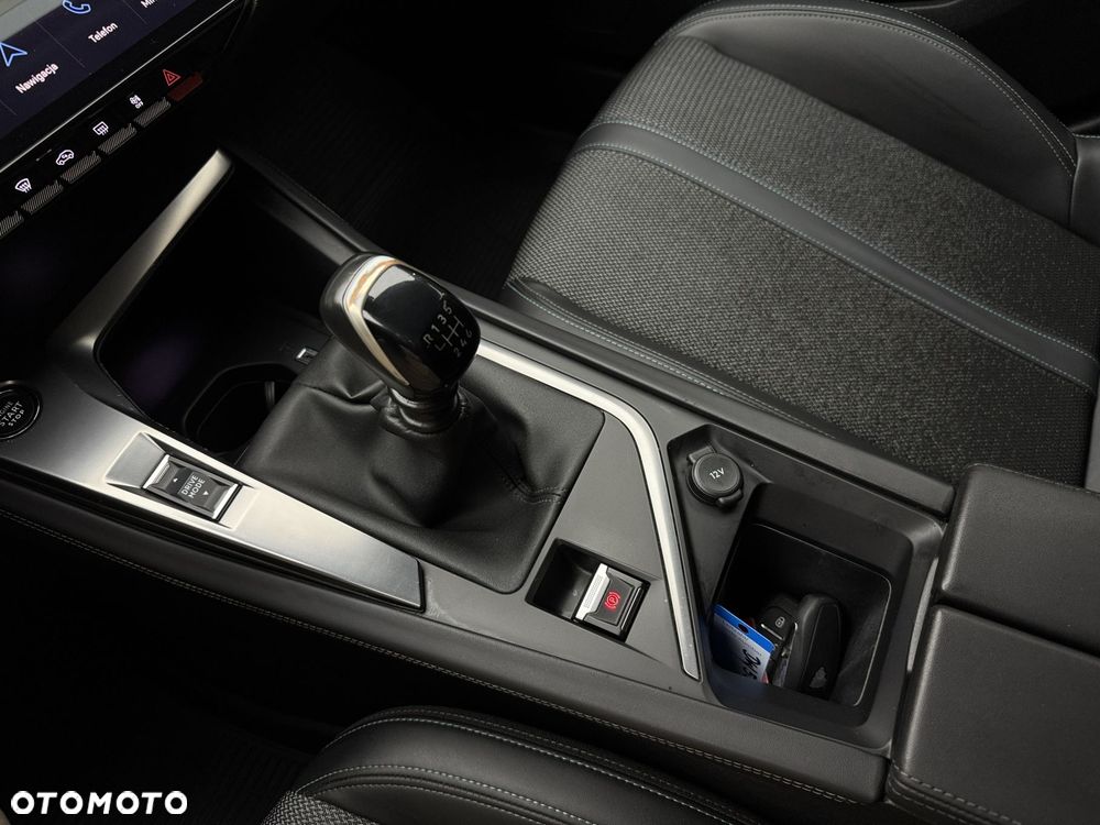 Peugeot 308 1.5 BlueHDi Allure S&S - 25
