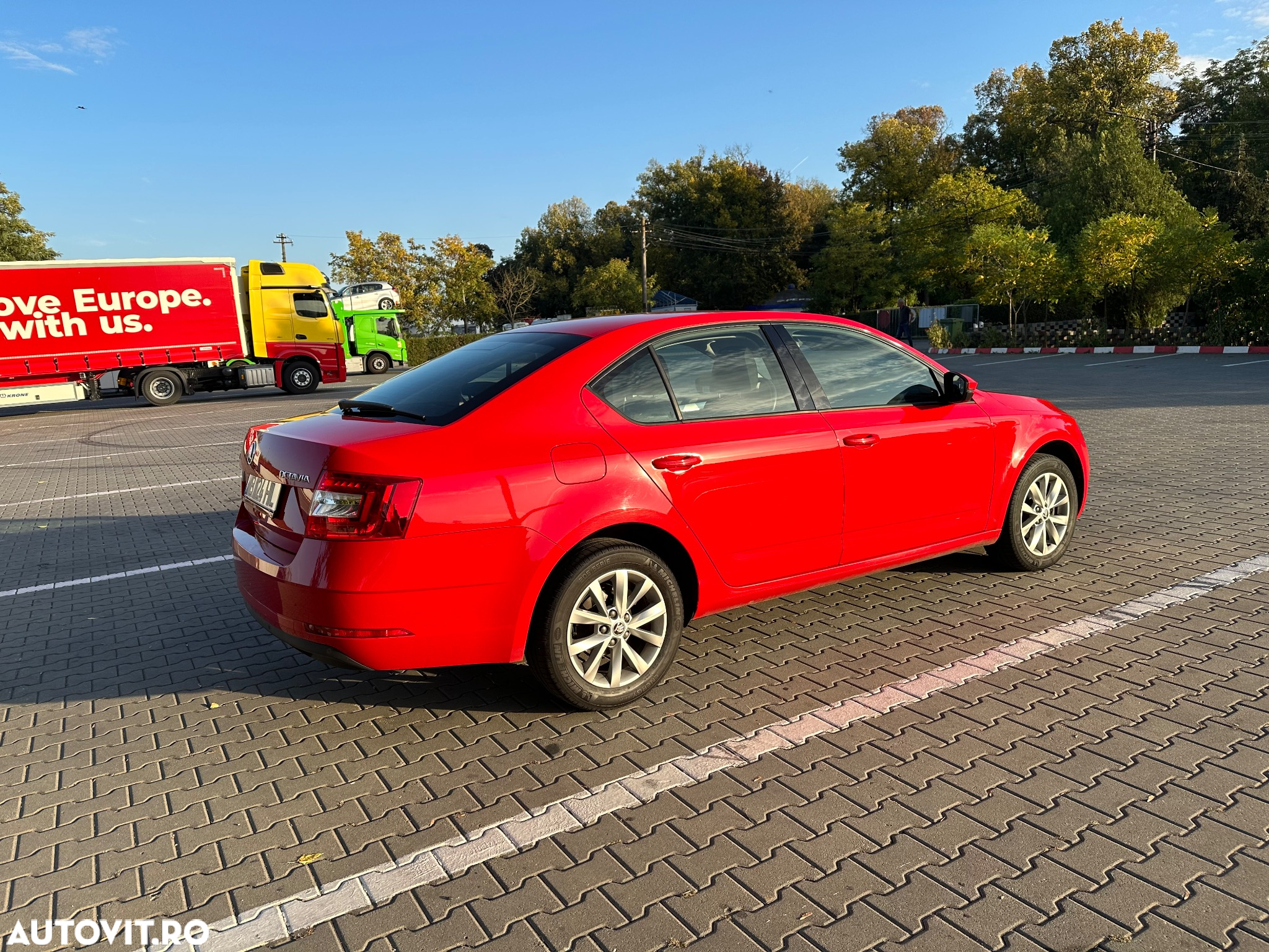 Skoda Octavia 1.6 TDI DSG Ambition - 5
