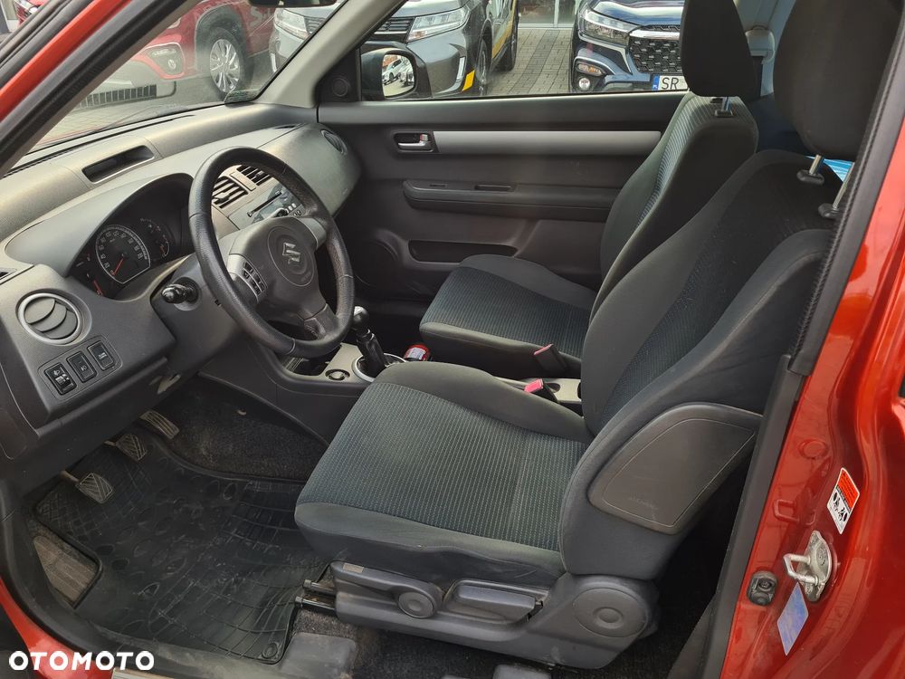 Suzuki Swift 1.3 GC - 7