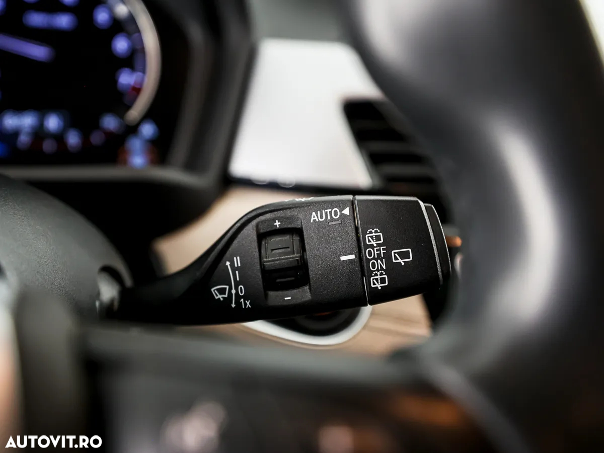 BMW X2 sDrive18i Edition Goldplay - 22