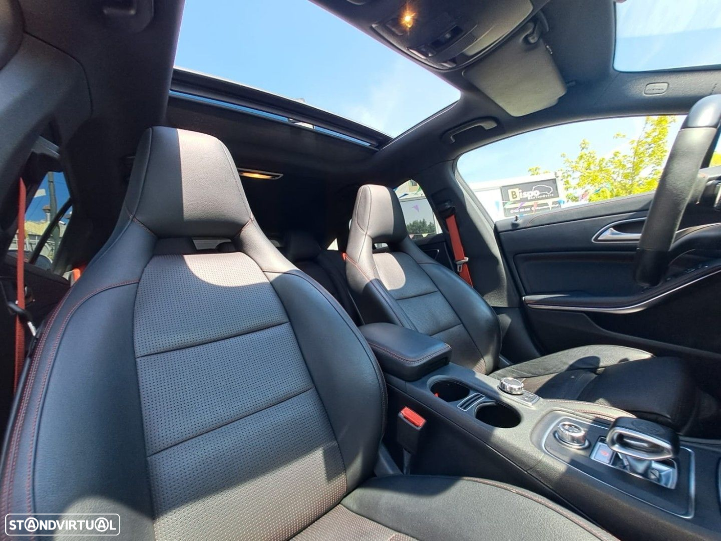Mercedes-Benz CLA 45 AMG Shooting Brake 4Matic+ - 10