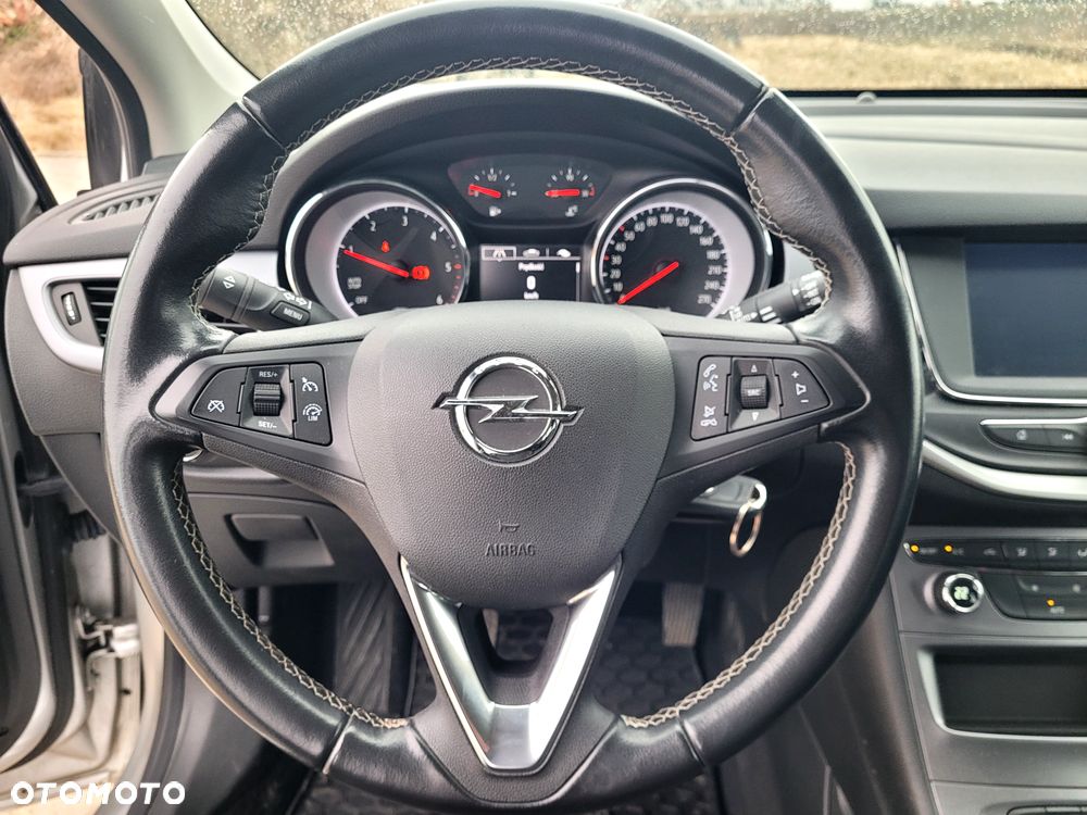 Opel Astra 1.6 CDTI Enjoy S&S - 13