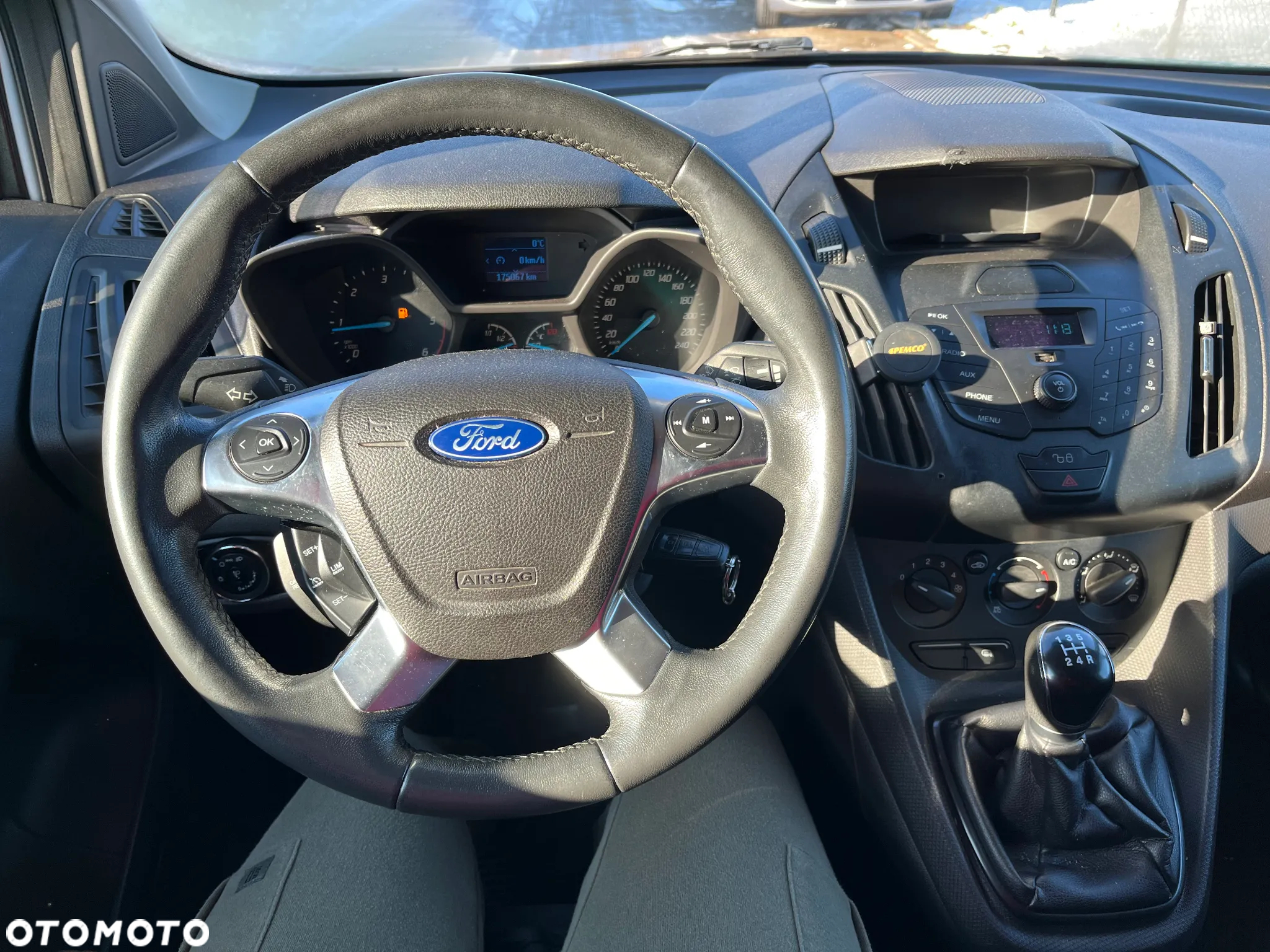 Ford Transit Connect - 16