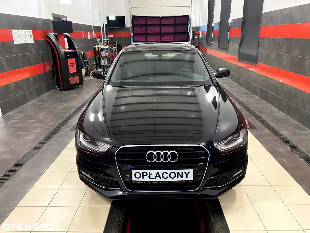 Audi A4 Limousine 1.8 TFSI quattro S line Sportpaket - 4