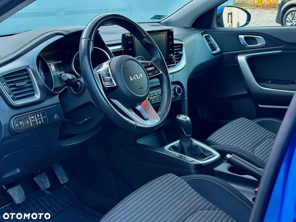 Kia Ceed 1.5 T-GDI M - 12