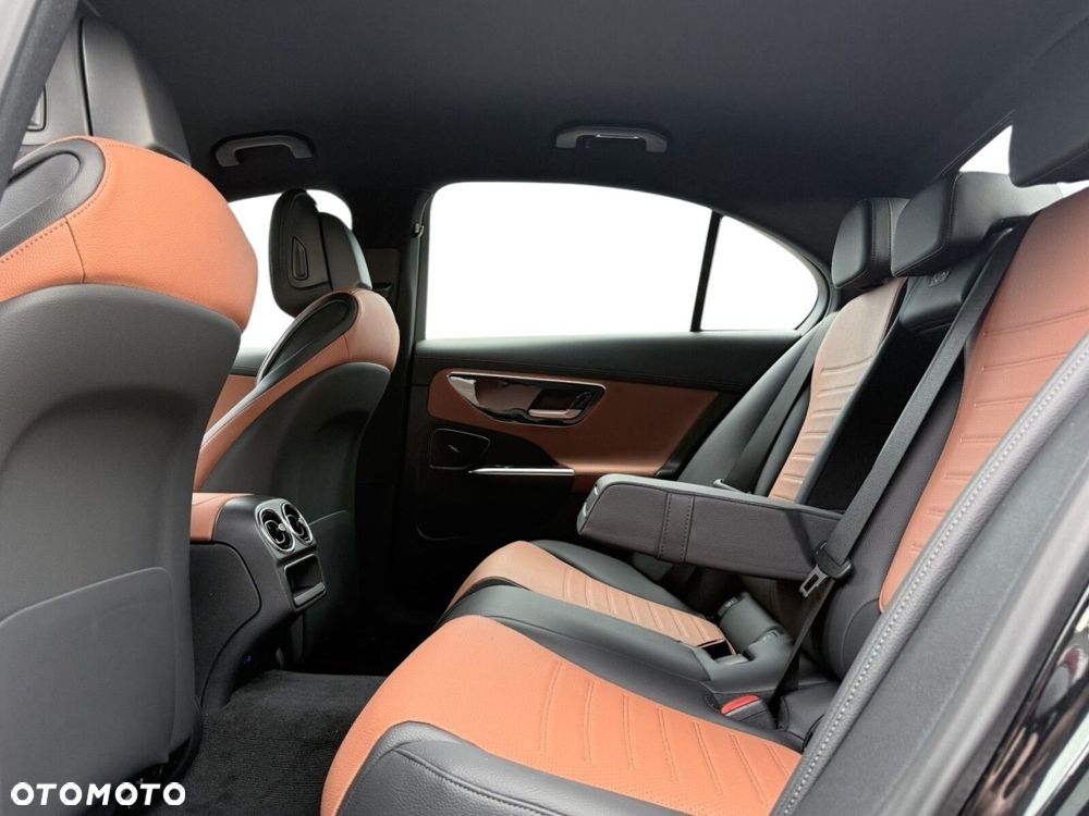 Mercedes-Benz Klasa C 220 d mHEV 4-Matic AMG - 10