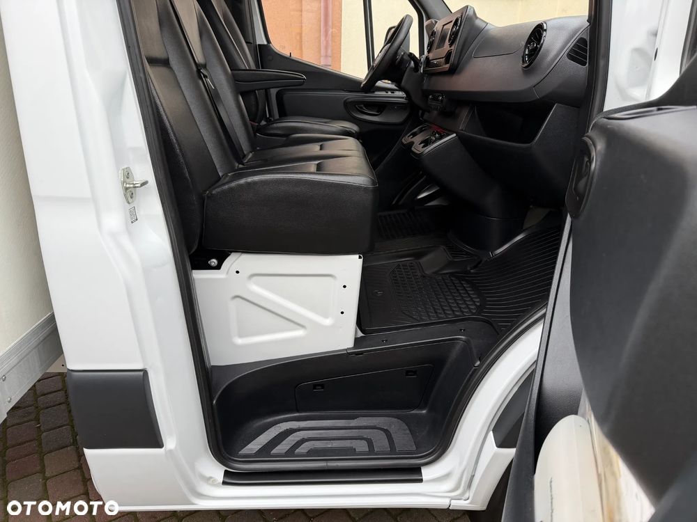 Mercedes-Benz Sprinter 317 CDI Izoterma Winda - 37
