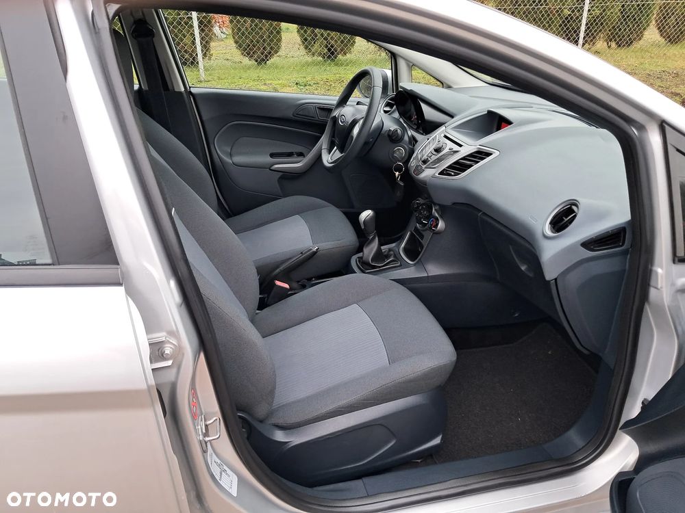 Ford Fiesta 1.25 Champions Edition - 16