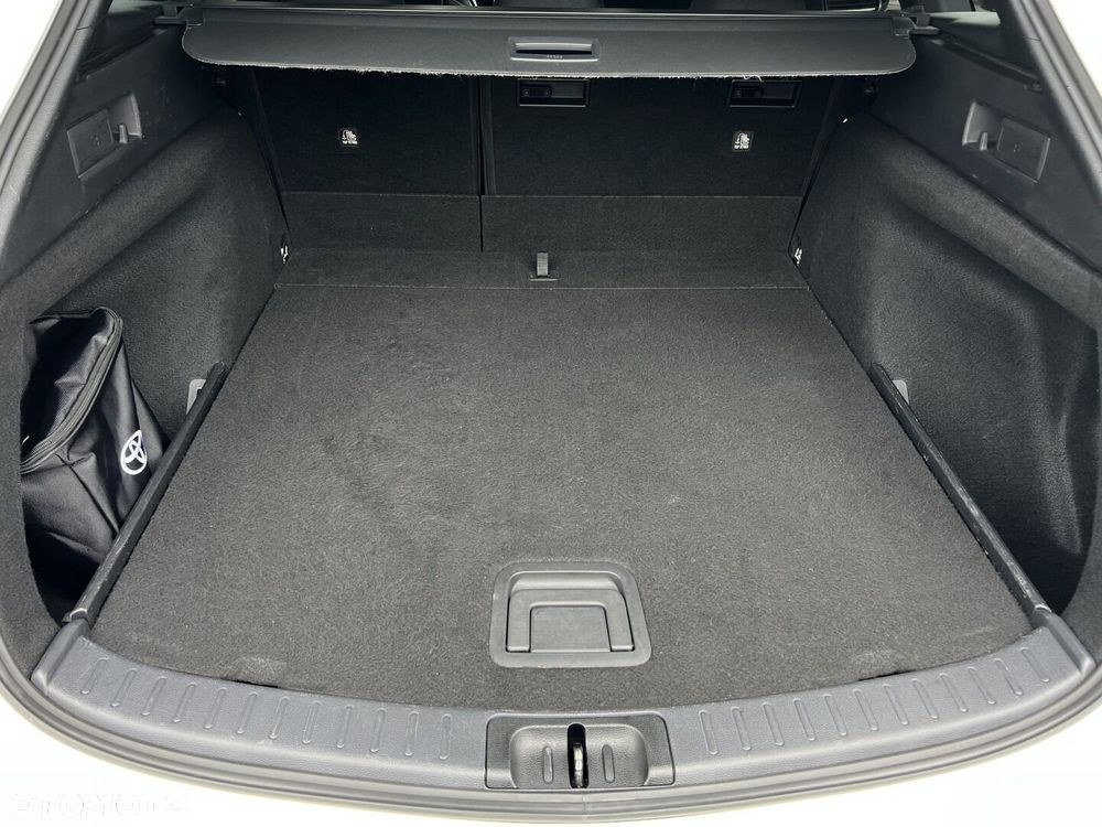 Toyota Corolla 1.8 Hybrid Comfort - 26