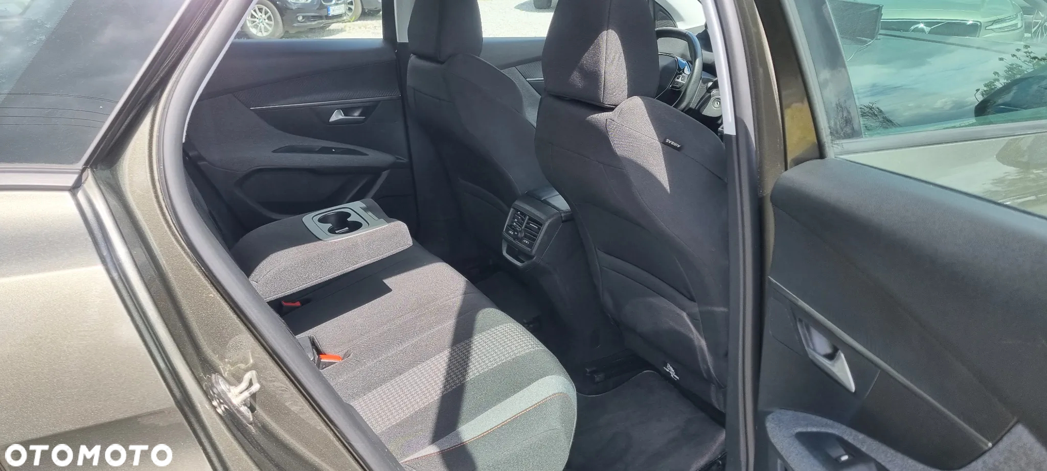 Peugeot 3008 1.5 BlueHDi Active Pack S&S - 24