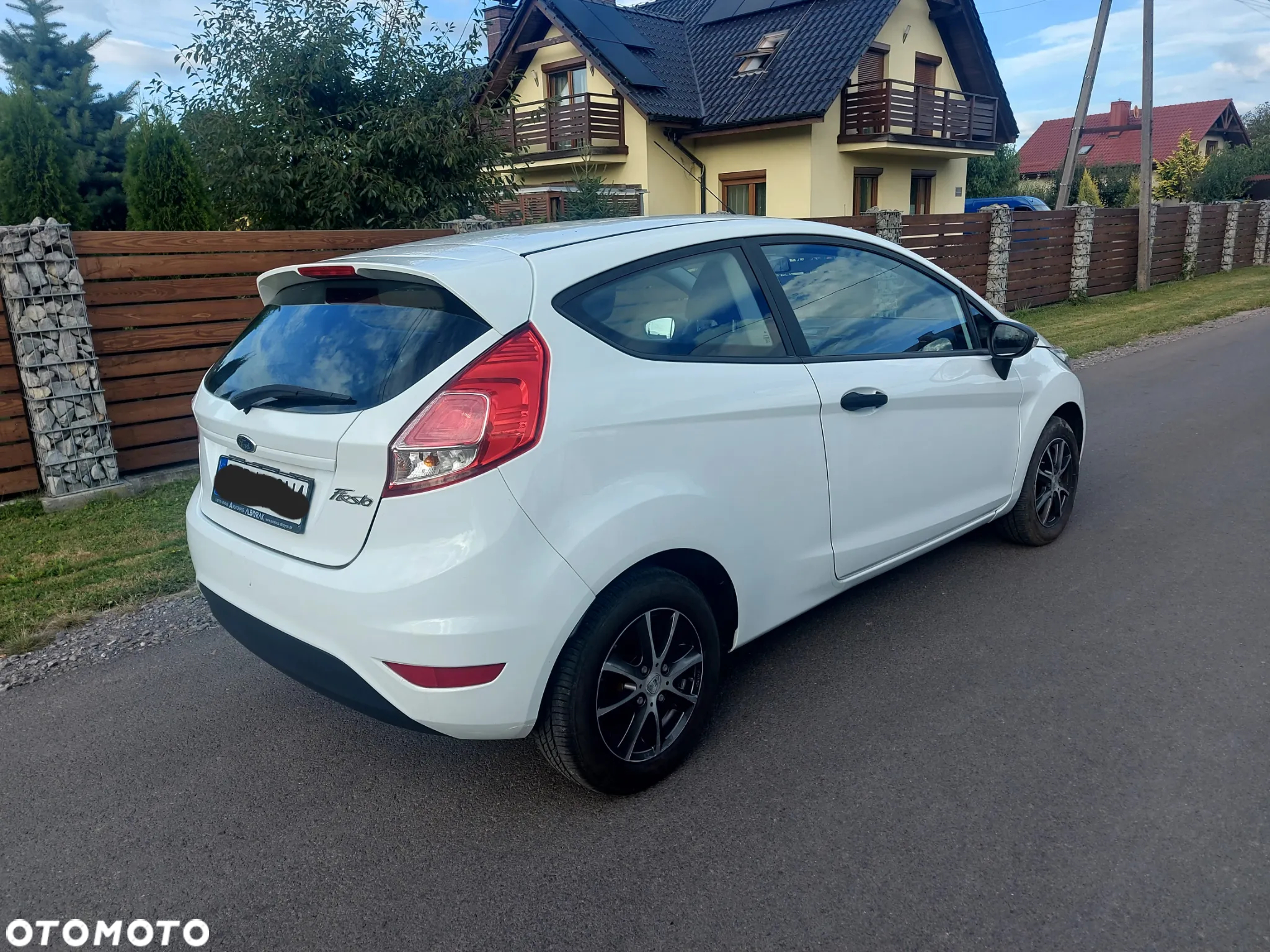 Ford Fiesta 1.25 Celebration - 3