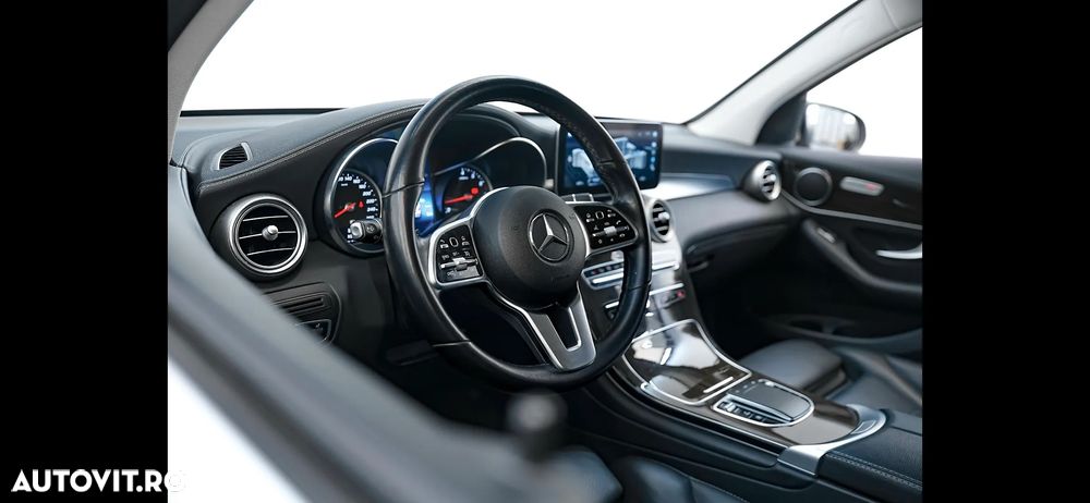 Mercedes-Benz GLC 300 e 4MATIC - 6