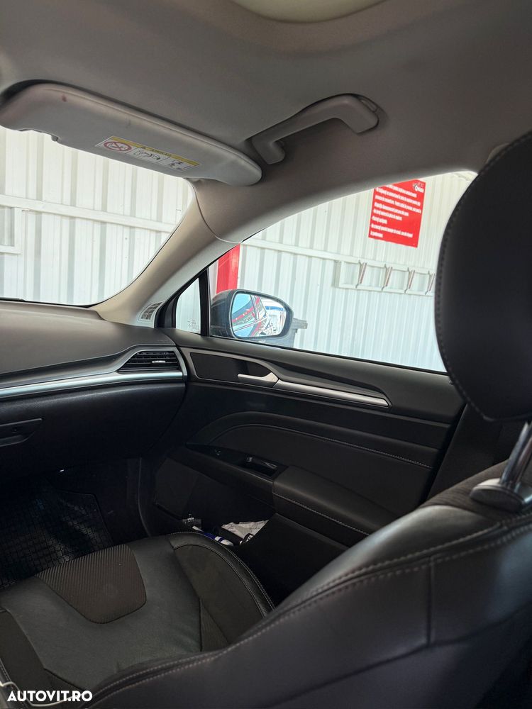 Ford Mondeo 2.0 TDCI PowerShift Titanium - 8