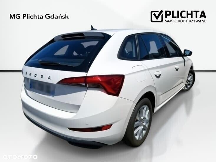 Skoda Scala 2021 photo 2