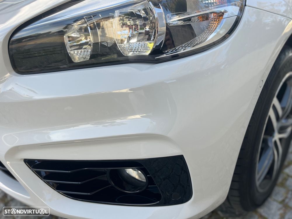 BMW 218 Active Tourer i Sport Line - 16