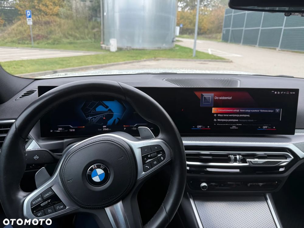 BMW Seria 3 318i M Sport - 9