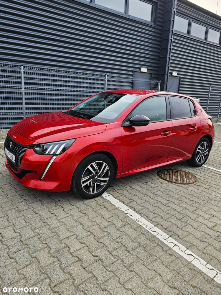 Peugeot 208 - 4