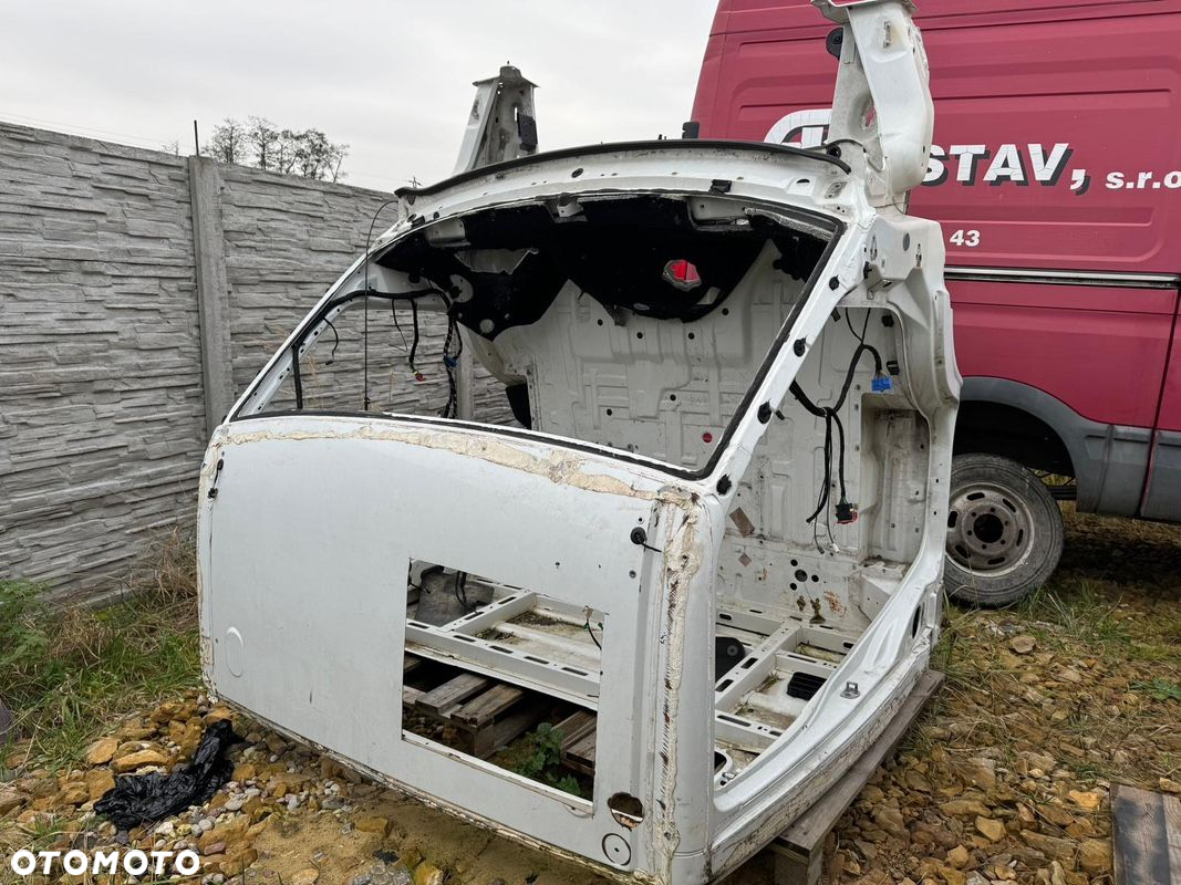 kabina Iveco Daily 2014-2024 biała szkielet - 2