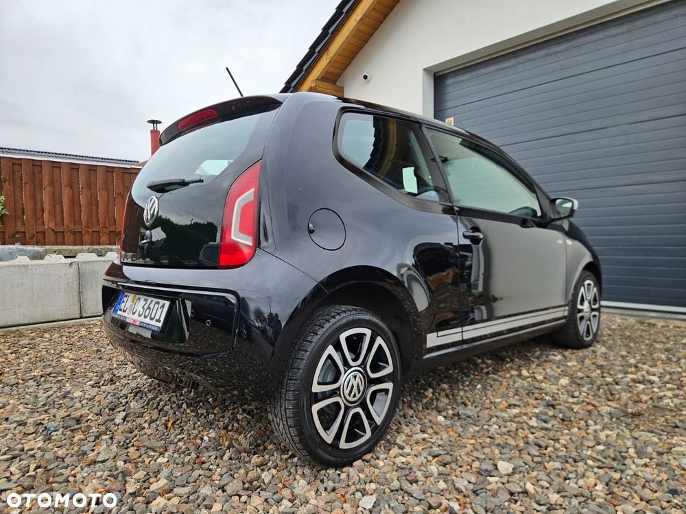 Volkswagen up! club - 21