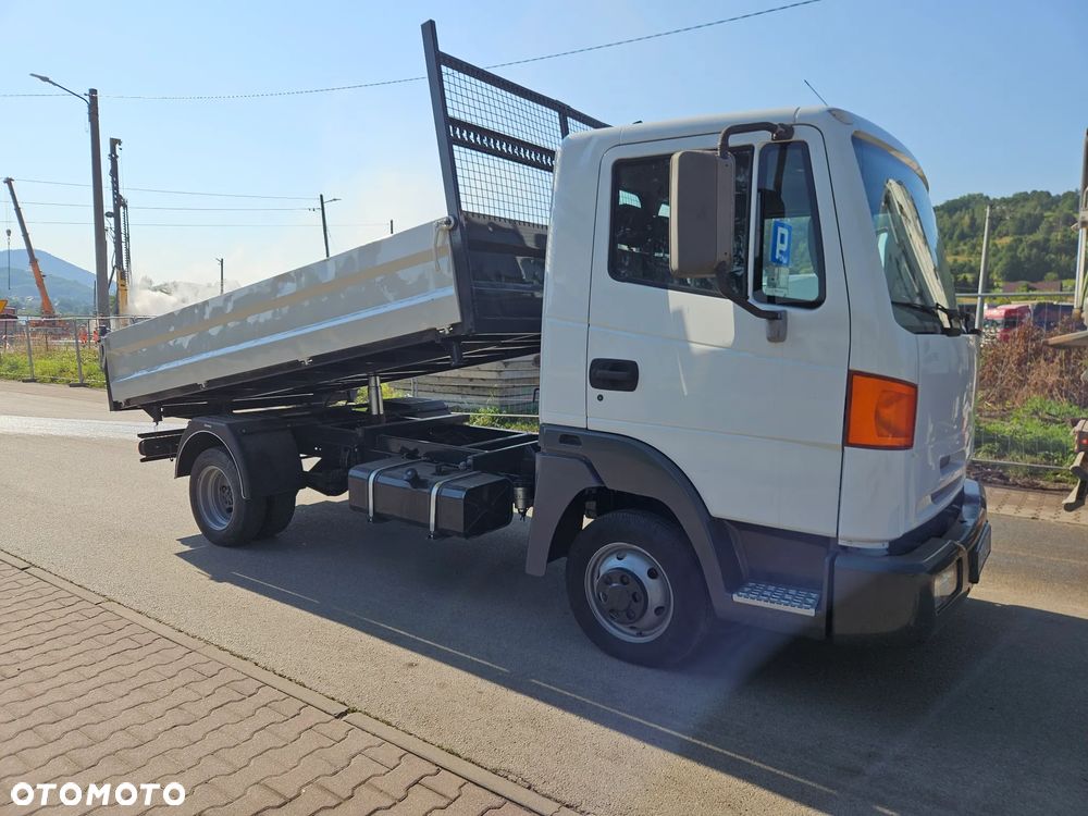 Nissan ATLEON - 6