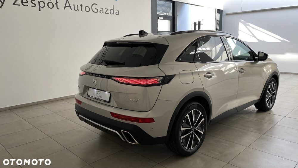 DS Automobiles DS 7 - 5