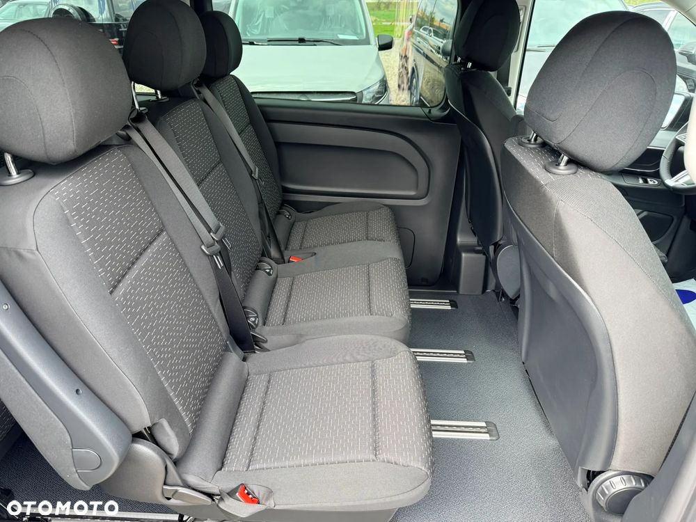 Mercedes-Benz Vito - 25