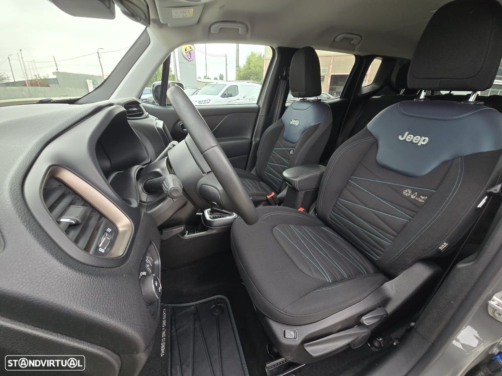 Jeep Renegade 1.3 TG Upland - 11