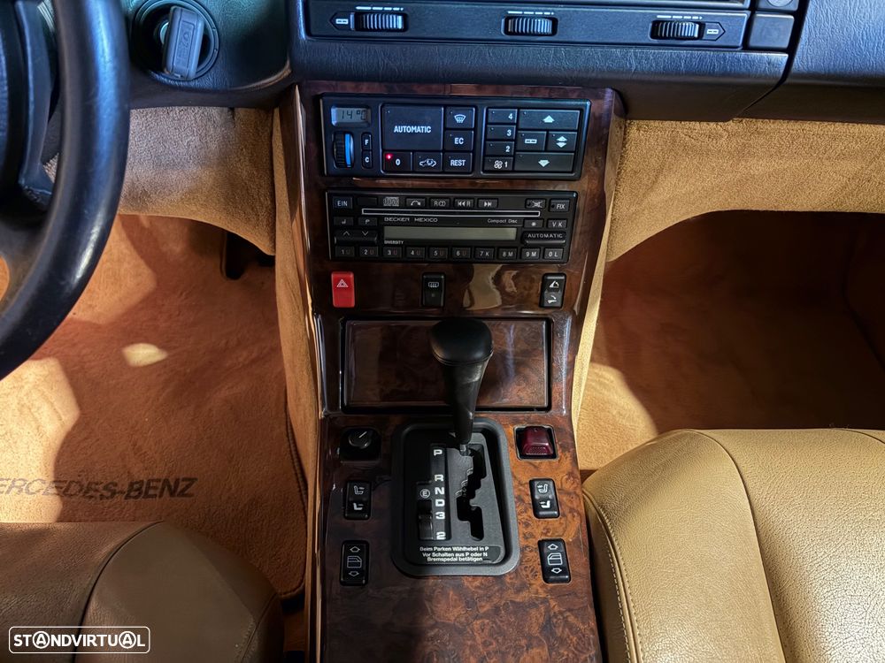 Mercedes-Benz SL 300 - 26