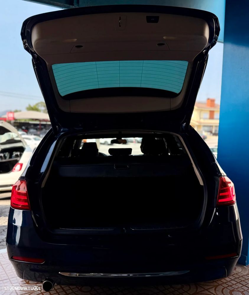 BMW 320 d Auto Line Luxury - 26