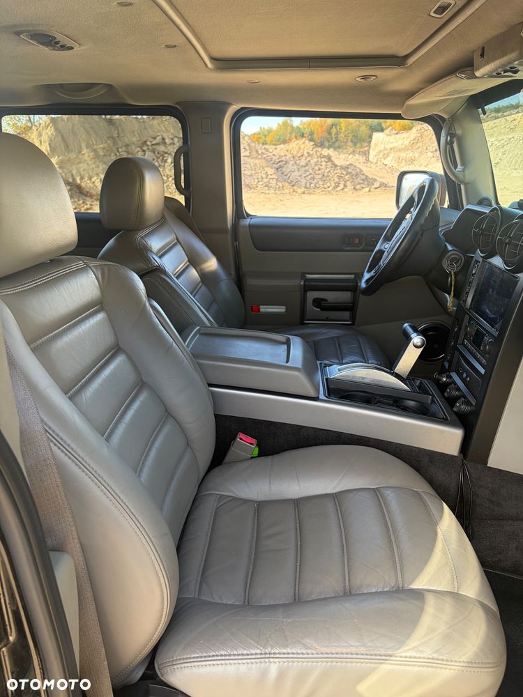 Hummer H2 6.0 V8 - 22