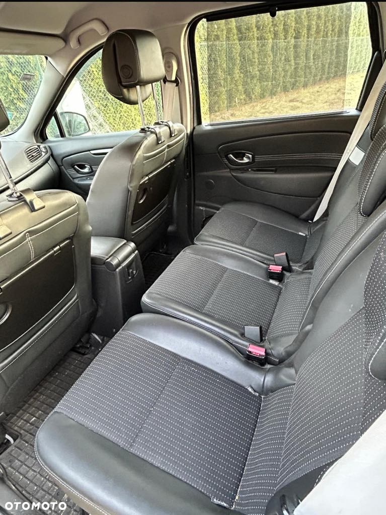 Renault Scenic 1.4 16V TCE Bose Edition - 2