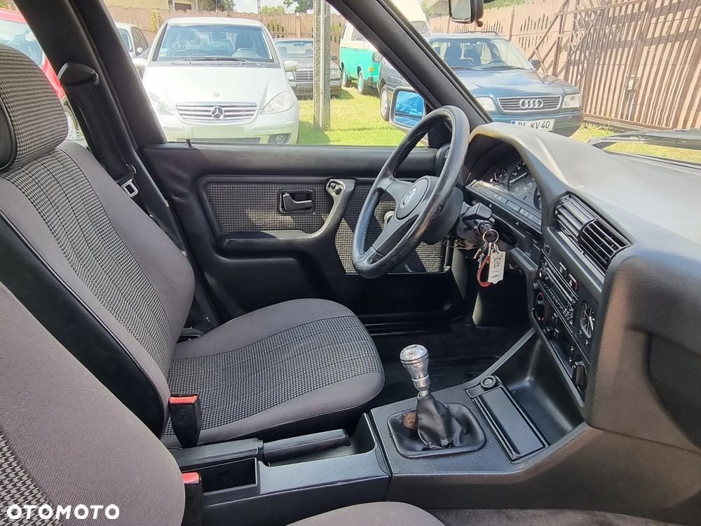 BMW Seria 3 - 18