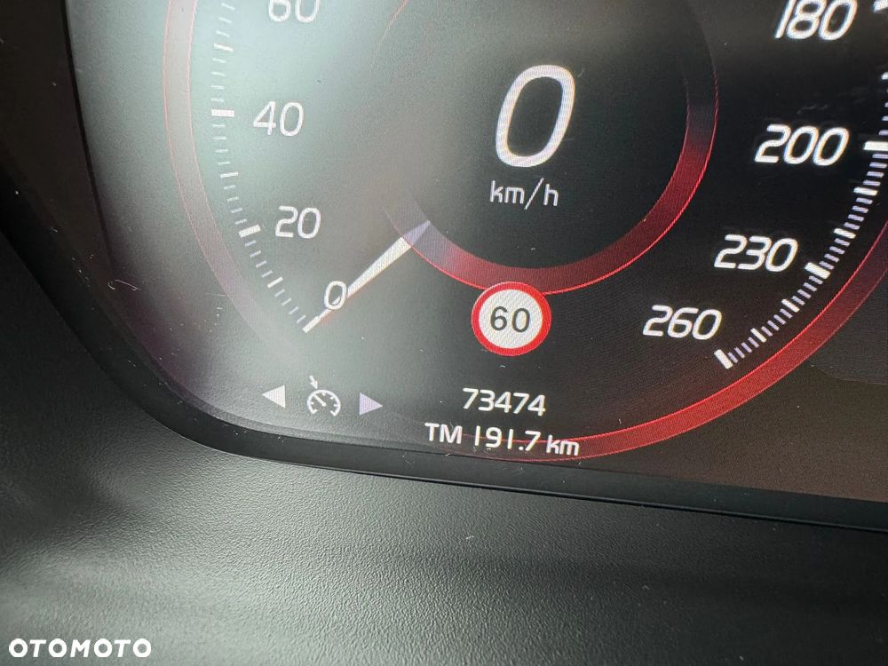 Volvo XC 40 - 6