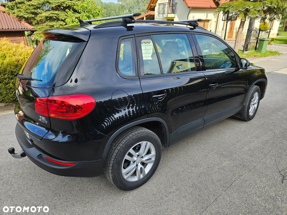 Volkswagen Tiguan - 8