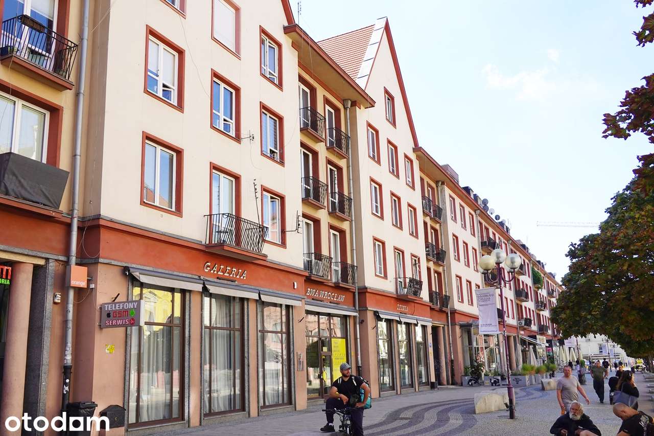 ŚCISŁE CENTRUM,RYNEK,widok na Ratusz,1pok,28m2,BALKON,MIEJSKIE OGRZEWA