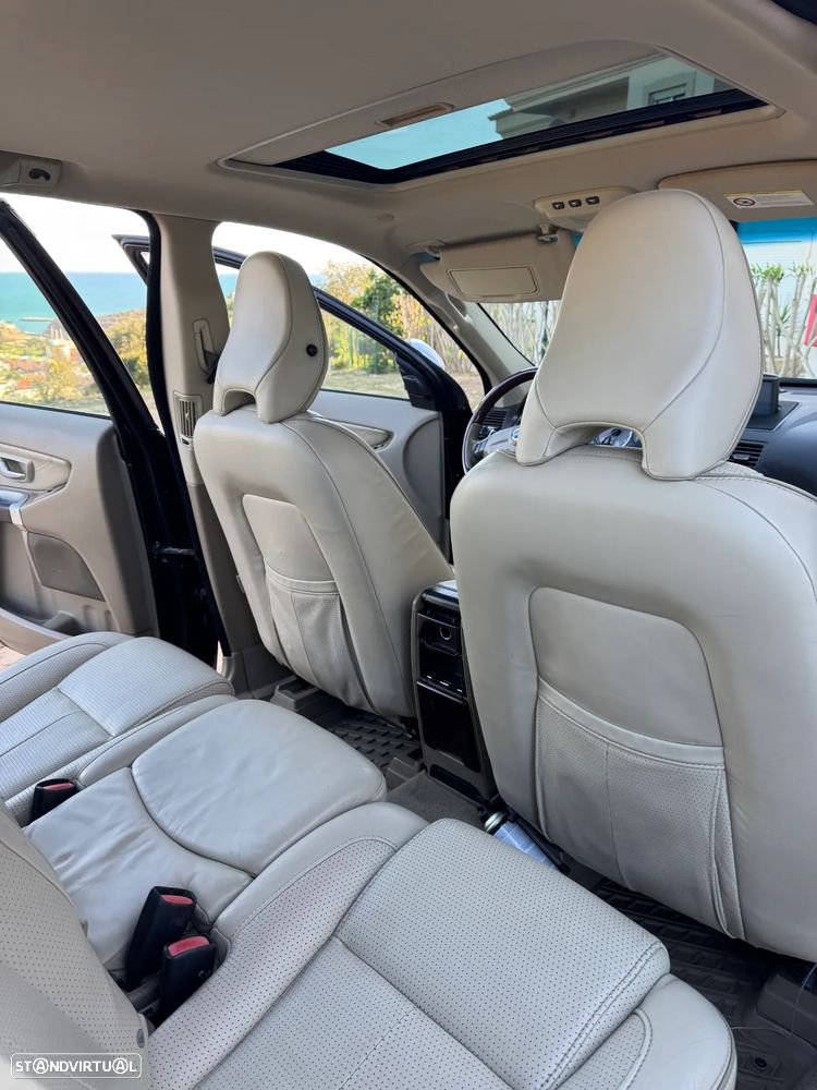 Volvo XC 90 V8 Executive - 12