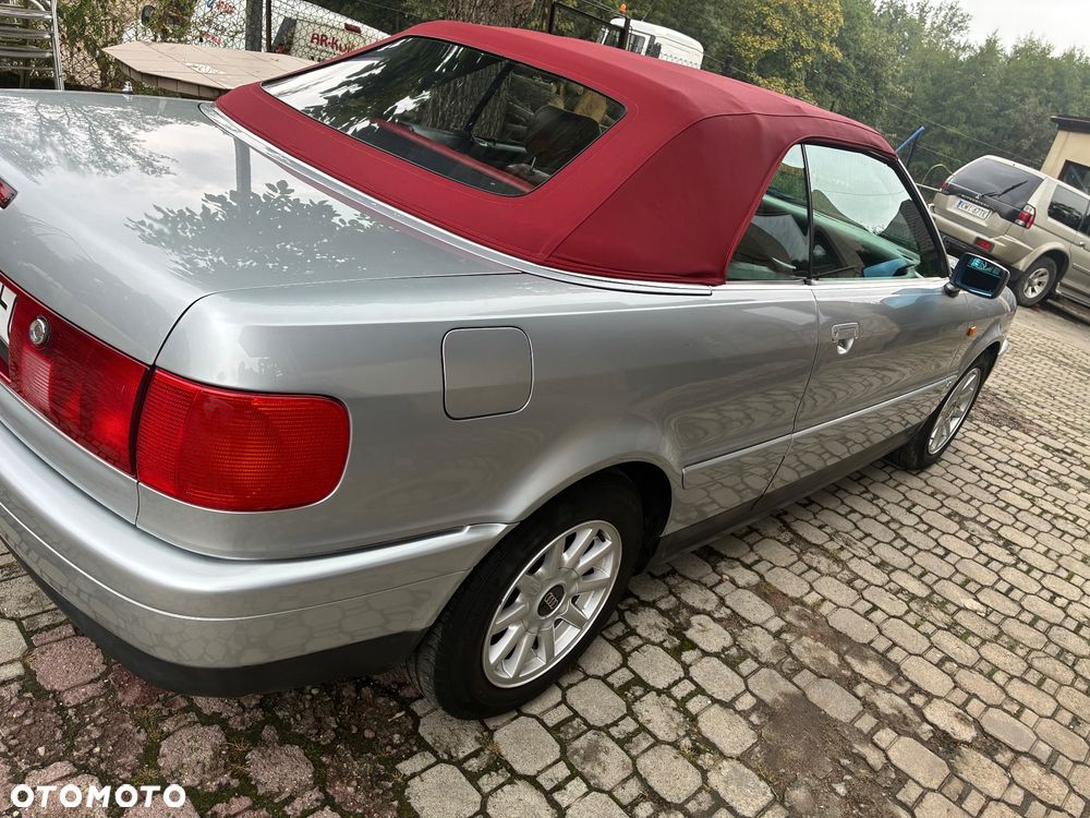 Audi 80 2.0 E - 13