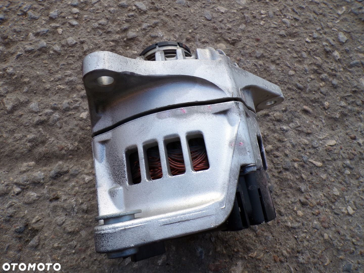 IVECO DAILY 3.0 ALTERNATOR 5801526032 180A - 3
