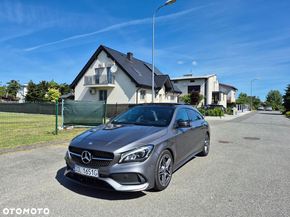 Mercedes-Benz CLA 200 7G-DCT AMG Line - 1