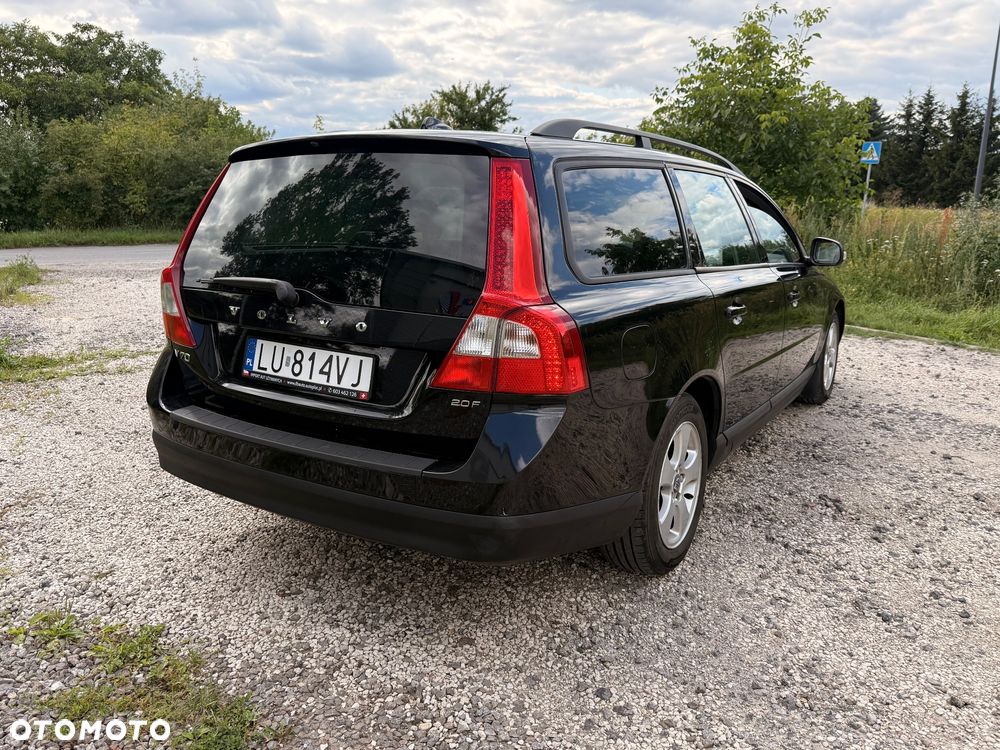 Volvo V70 2.0 - 8