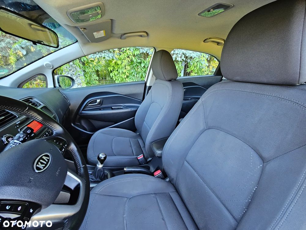 Kia Rio 1.2 Business Line - 22
