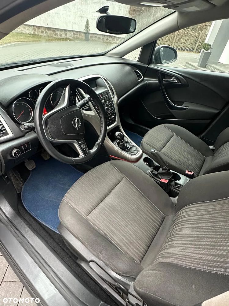 Opel Astra GTC 1.4 Turbo - 19